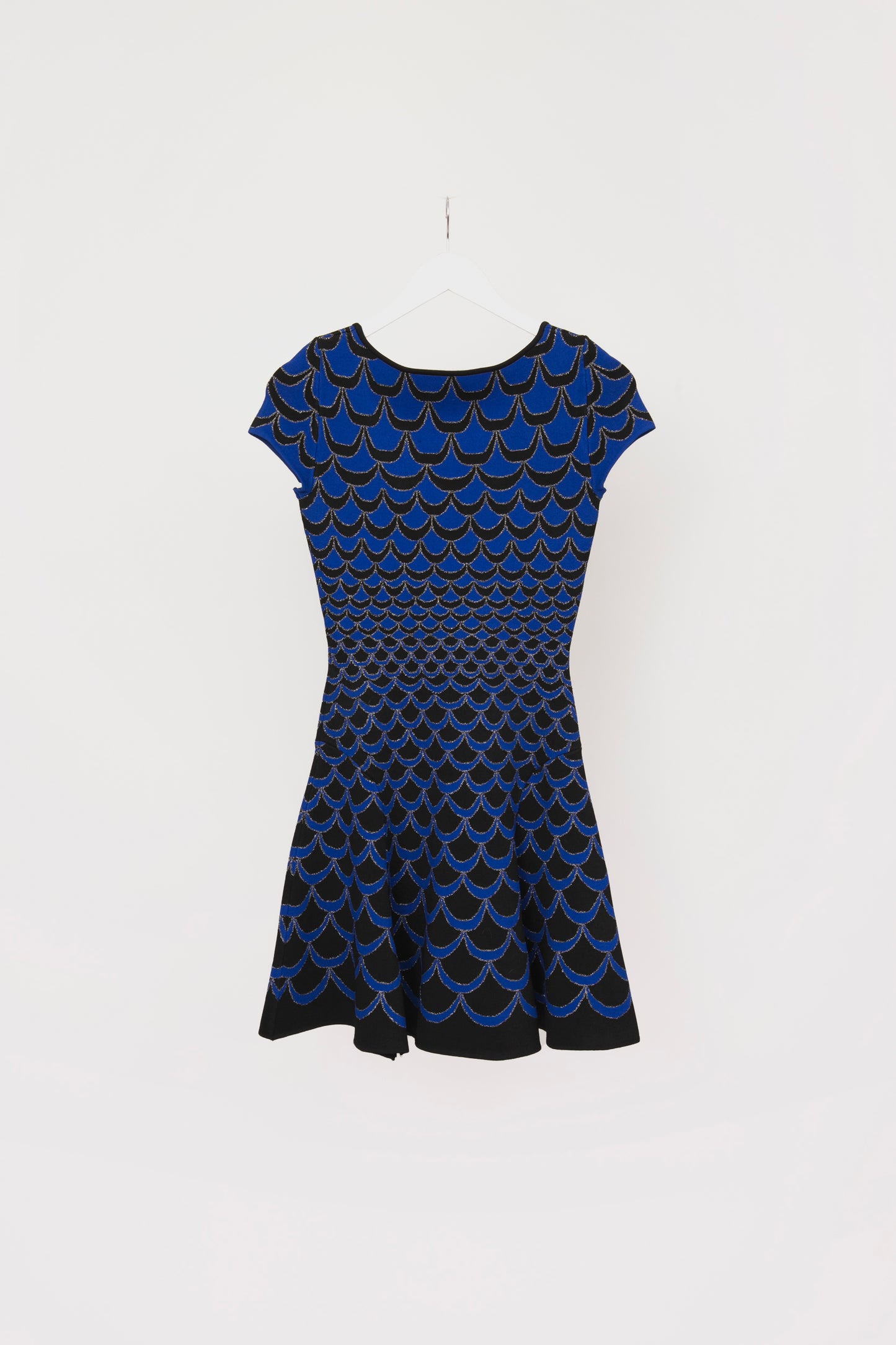 VESTIDO HILOS METÁLICOS