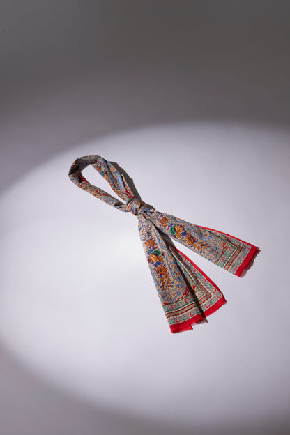 PAÑUELO OSCAR DE LA RENTA [ARCHIVO]