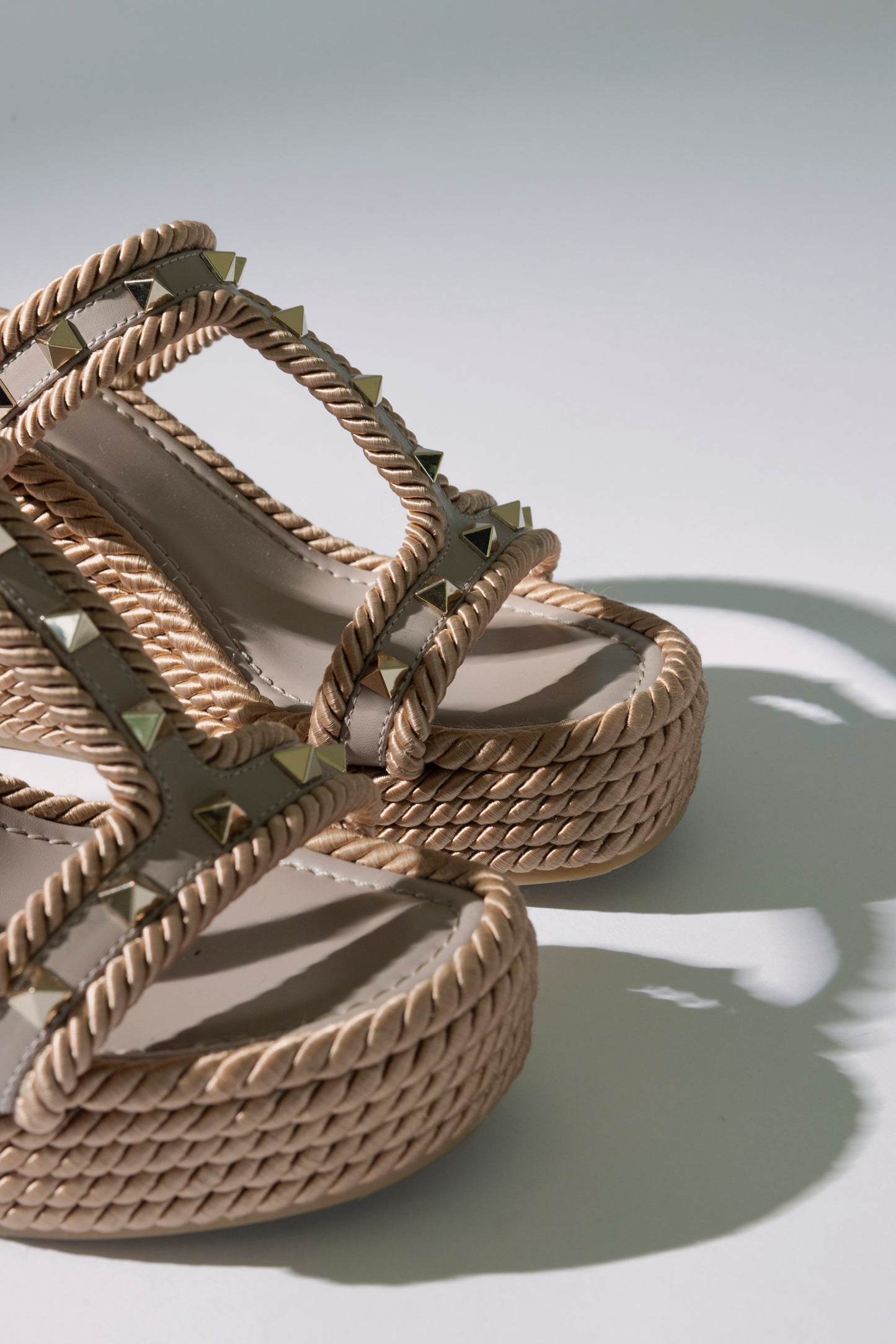 SANDALIAS ROCKSTUD TORCHON WEDGE