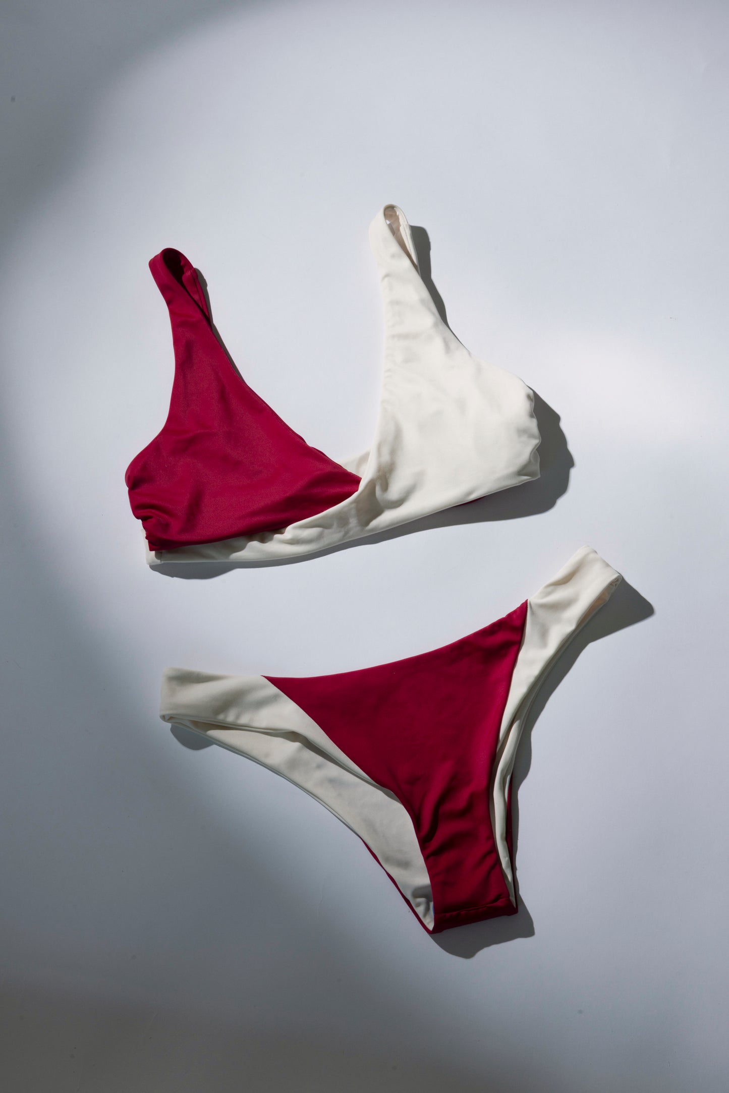 TRAJE DE BAÑO TORI PRAVER (CONJUNTO)