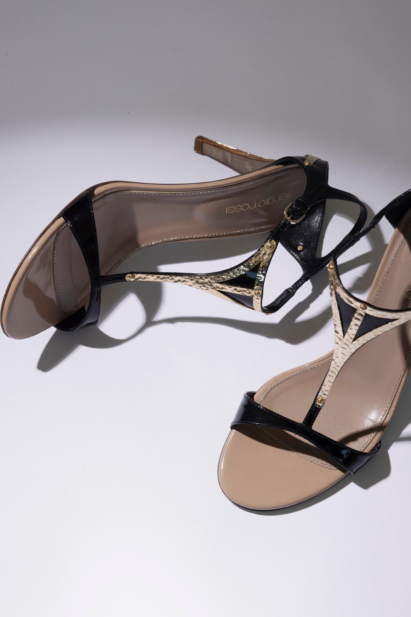 SANDALIAS CHAROL