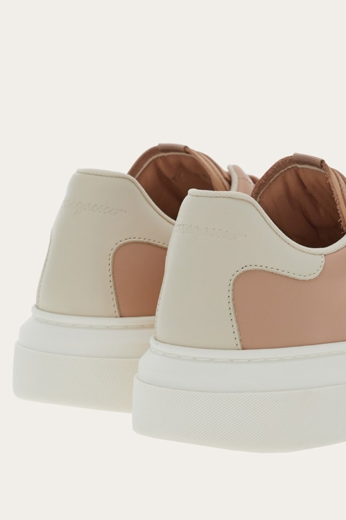 ZAPATILLAS CON ADORNO DE CADENA MINI VARA