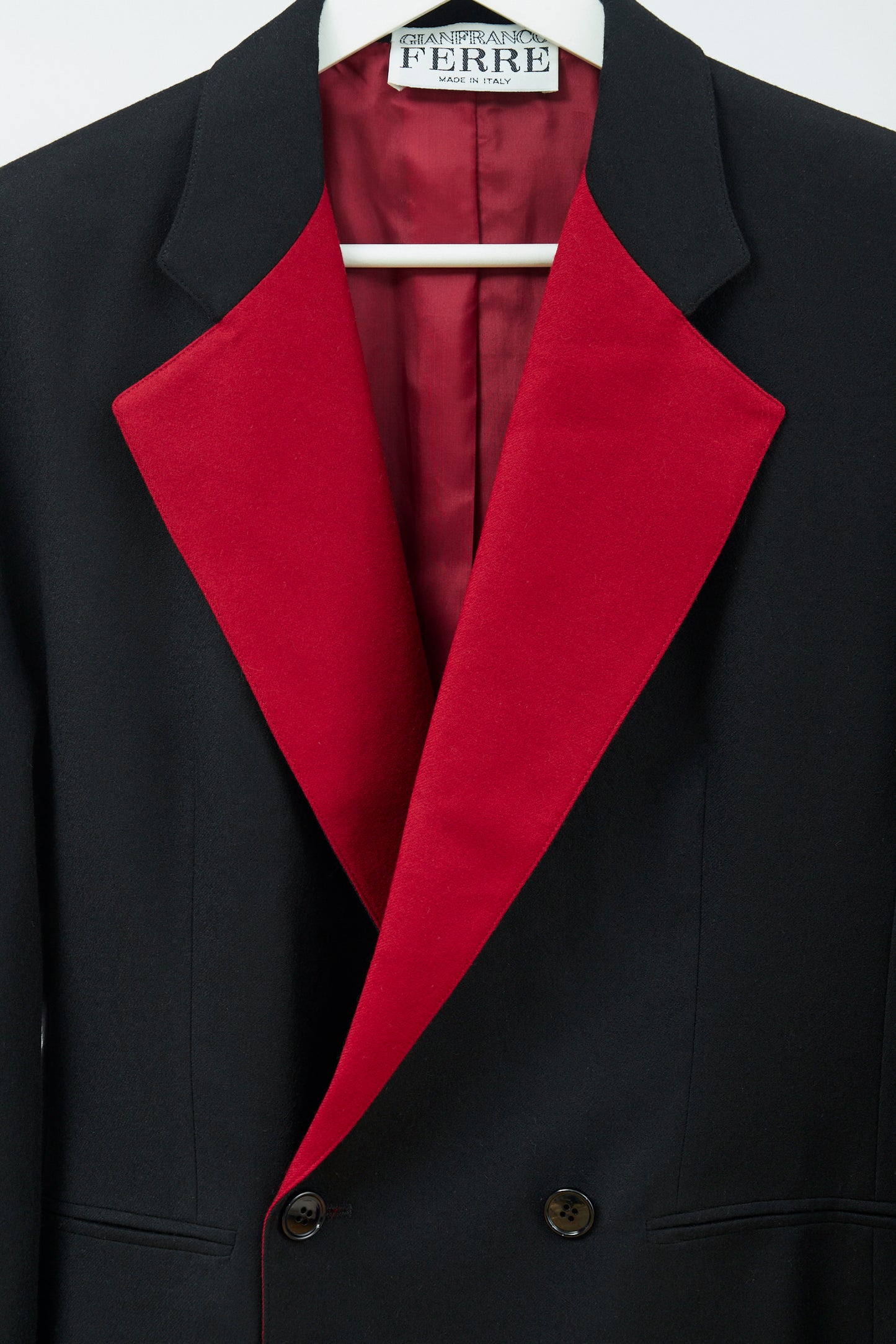 BLAZER ESTRUCTURAL DOBLE BOTONADURA [ARCHIVO]